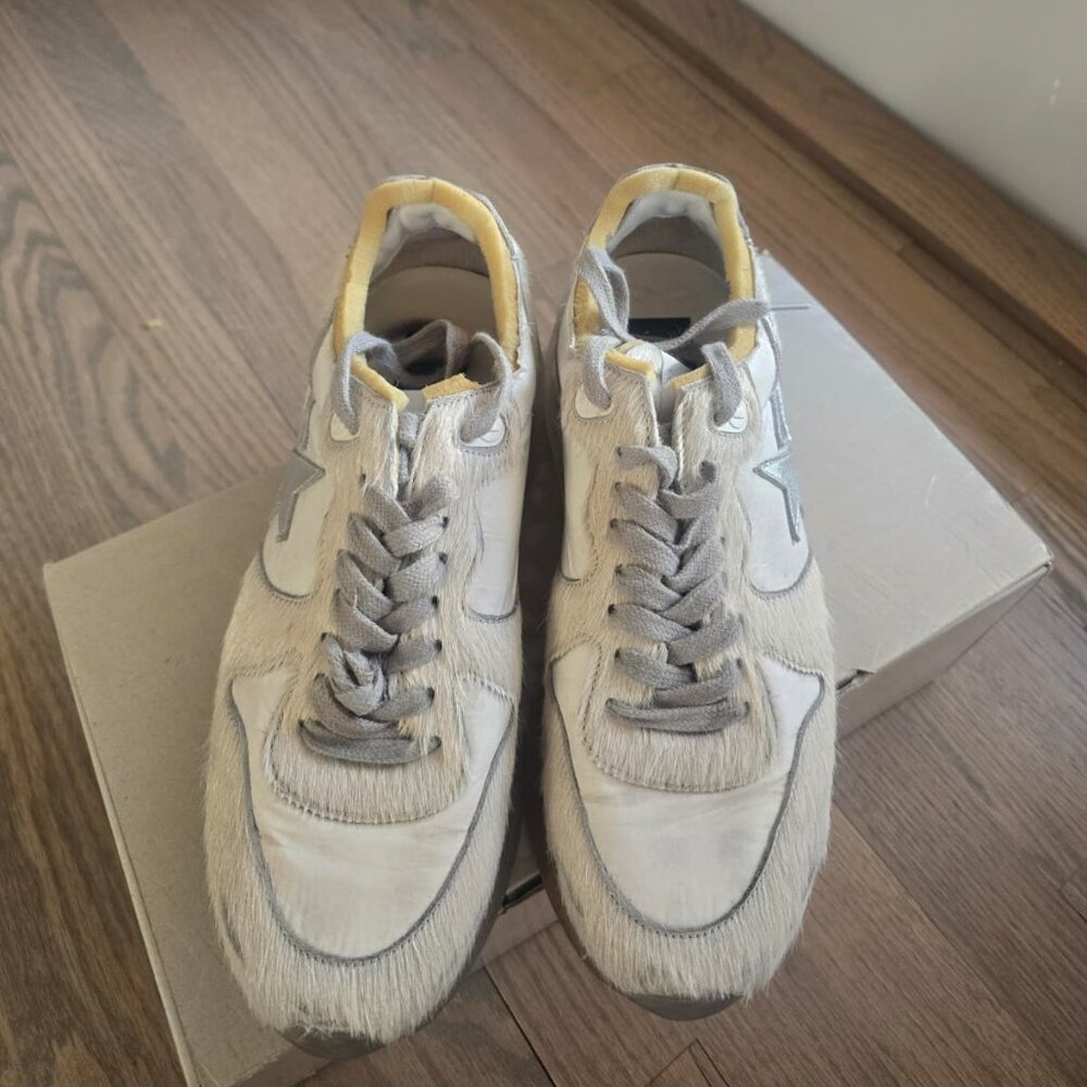 Golden Goose White and Silver Sneakers - Picture 2 of 4